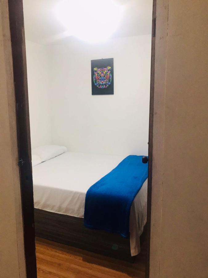 Hostal La 18 Pereira Exteriör bild