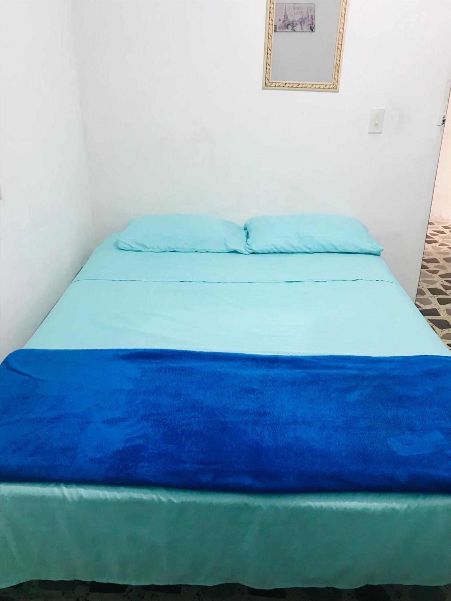 Hostal La 18 Pereira Exteriör bild